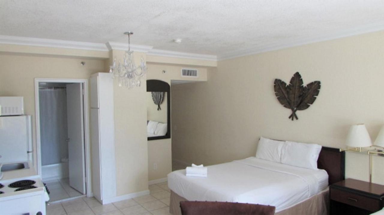 Beachfront Studios Casablanca Rentals Miami Beach Bagian luar foto