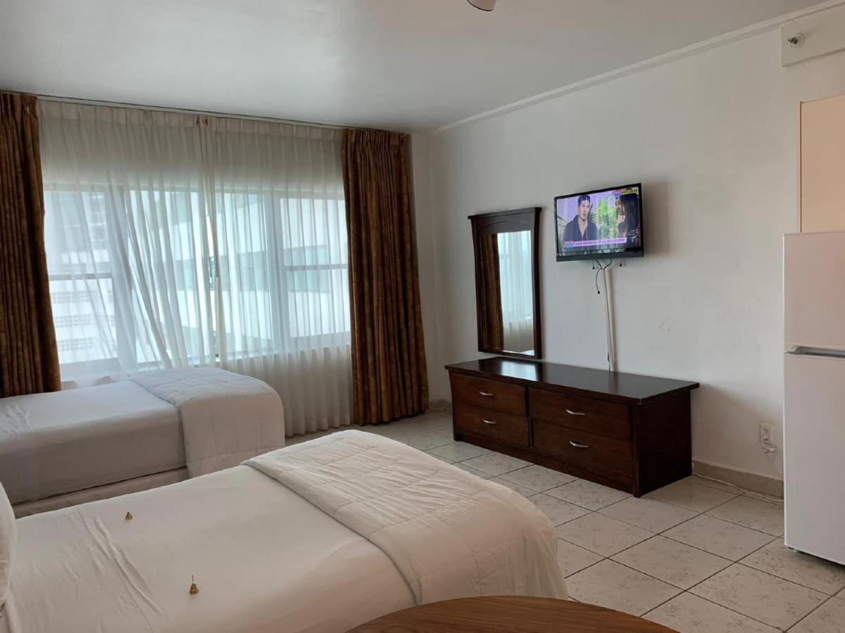 Beachfront Studios Casablanca Rentals Miami Beach Bagian luar foto