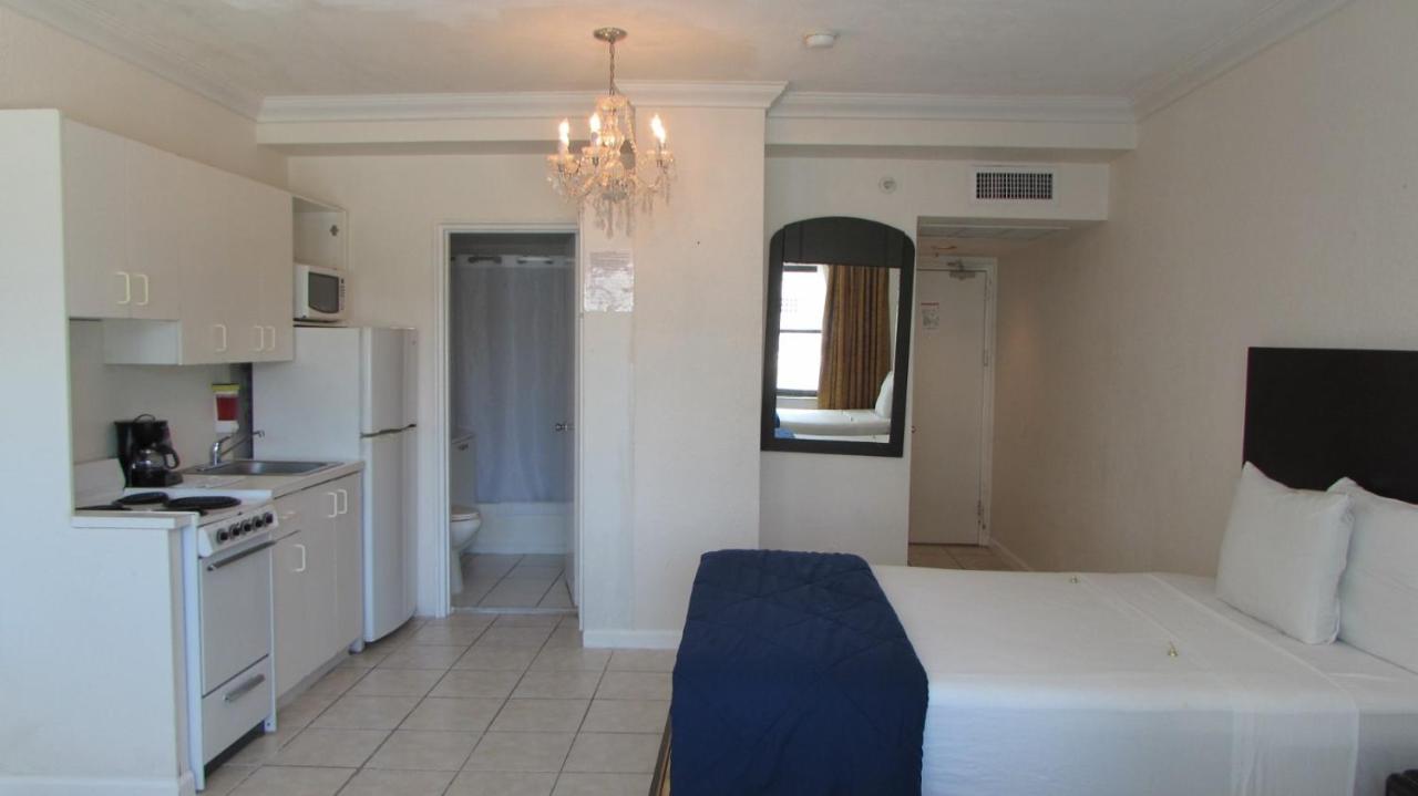 Beachfront Studios Casablanca Rentals Miami Beach Bagian luar foto